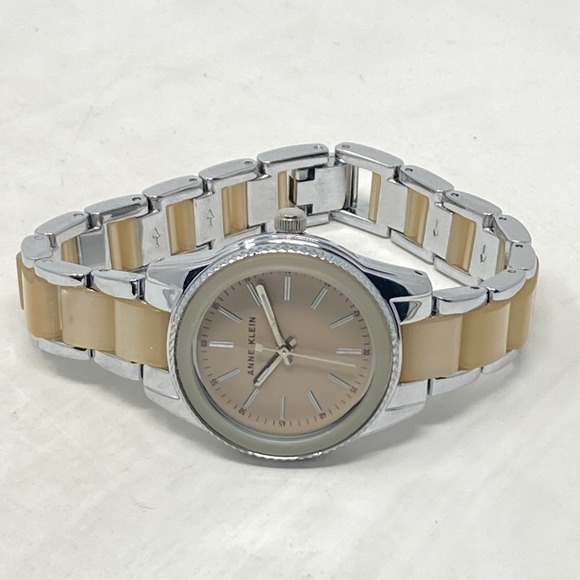 Anne Klein Watch Women 30mm Silver Tone Beige Resin WR 30M New Battery 6.5" - Picture 12 of 16